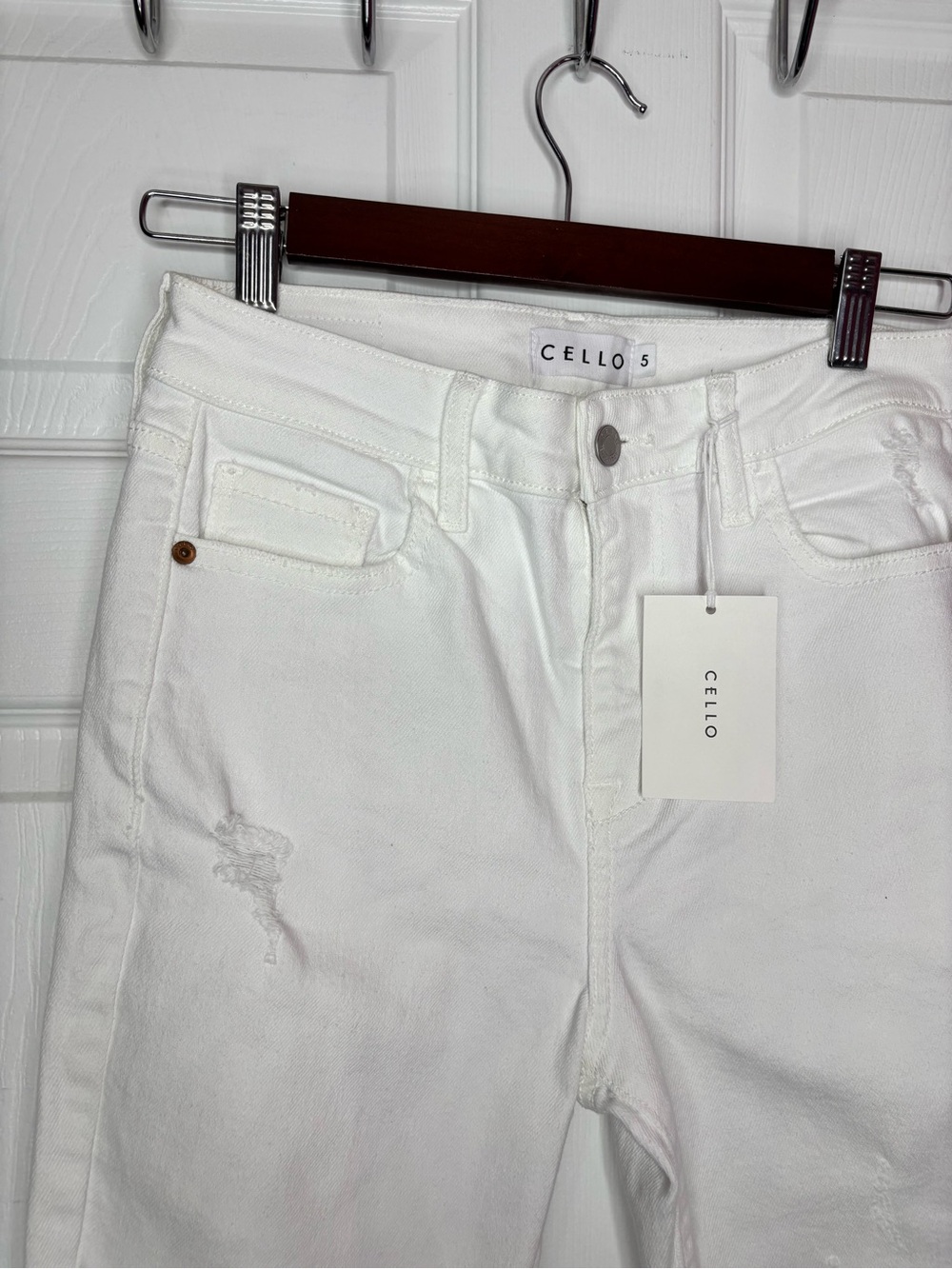 CELLO White High-Rise Women's Jeans with Subtle Distress